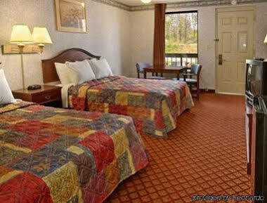 Days Inn By Wyndham Winston Salem North Exterior foto